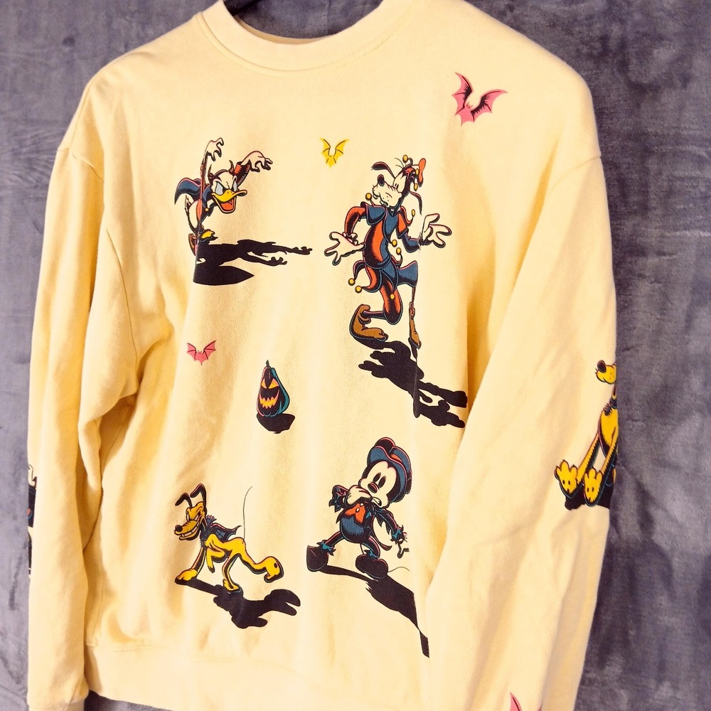 Disney Sweatshirt Mens Large Yellow Halloween Mickey Goofy Donald Pluto - Picture 5 of 10